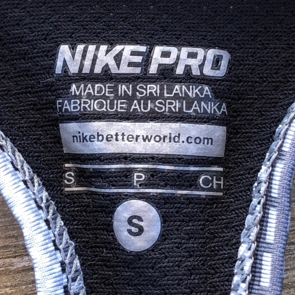 Sold-Girls Nike sports bra - Picture 3 of 3